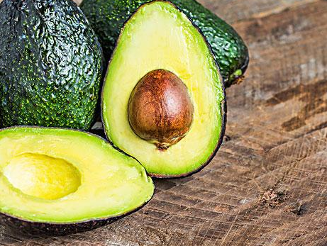 牛油果最好別晚上吃嗎 為什么晚上不要吃牛油果