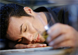 男性備孕多久不能喝酒 男性備孕為什么不能喝酒