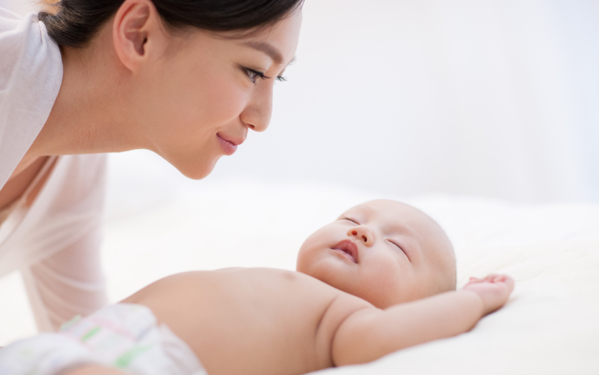 穿紙尿褲會紅屁屁是真的嗎 怎么給把孩子正確穿紙尿褲2018