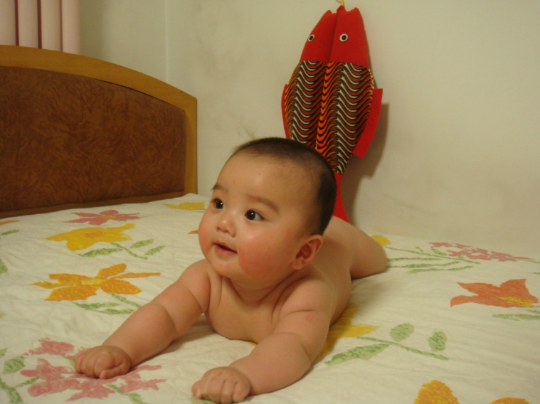 孩子穿紙尿褲會(huì)性早熟是真的嗎 孩子穿紙尿褲時(shí)間長(zhǎng)了會(huì)怎么樣2018