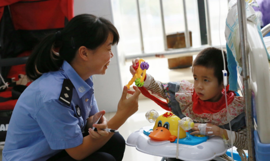 福利院告棄嬰生母怎么回事 福利院告棄嬰生母案件的具體情況是什么