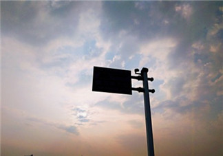 練車曬黑了的心情說說  練車曬黑的搞笑說說句子短語