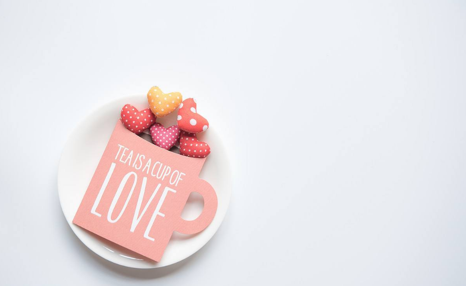 2018收到女朋友的禮物心情說說 520收到老婆禮物驚喜的句子朋友圈