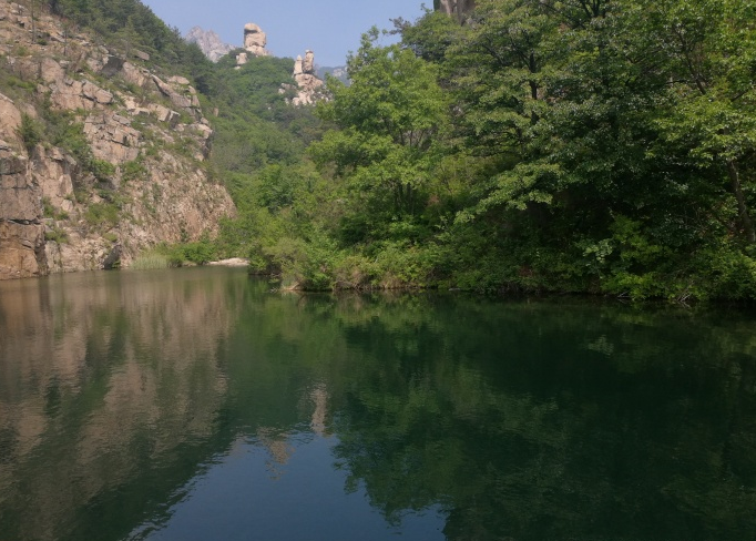 去爬山發什么說說朋友圈好 爬山累并快樂的說說2018