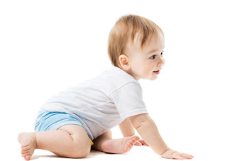 寶寶睜開眼睛就是不困嗎 寶寶吃飽了老睜著眼睛不睡怎么回事