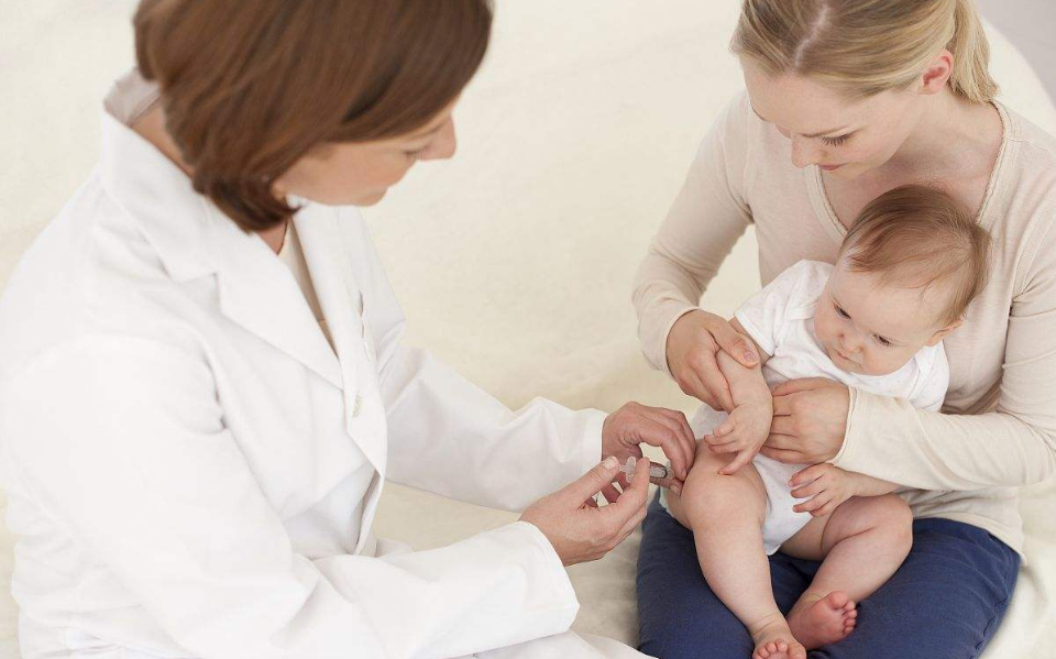 寶寶白細胞低不能打疫苗嗎 寶寶白細胞低怎么辦