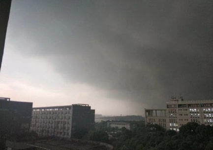 武漢大雨的心情說說 武漢忽然大雨是一種怎樣的體驗(yàn)