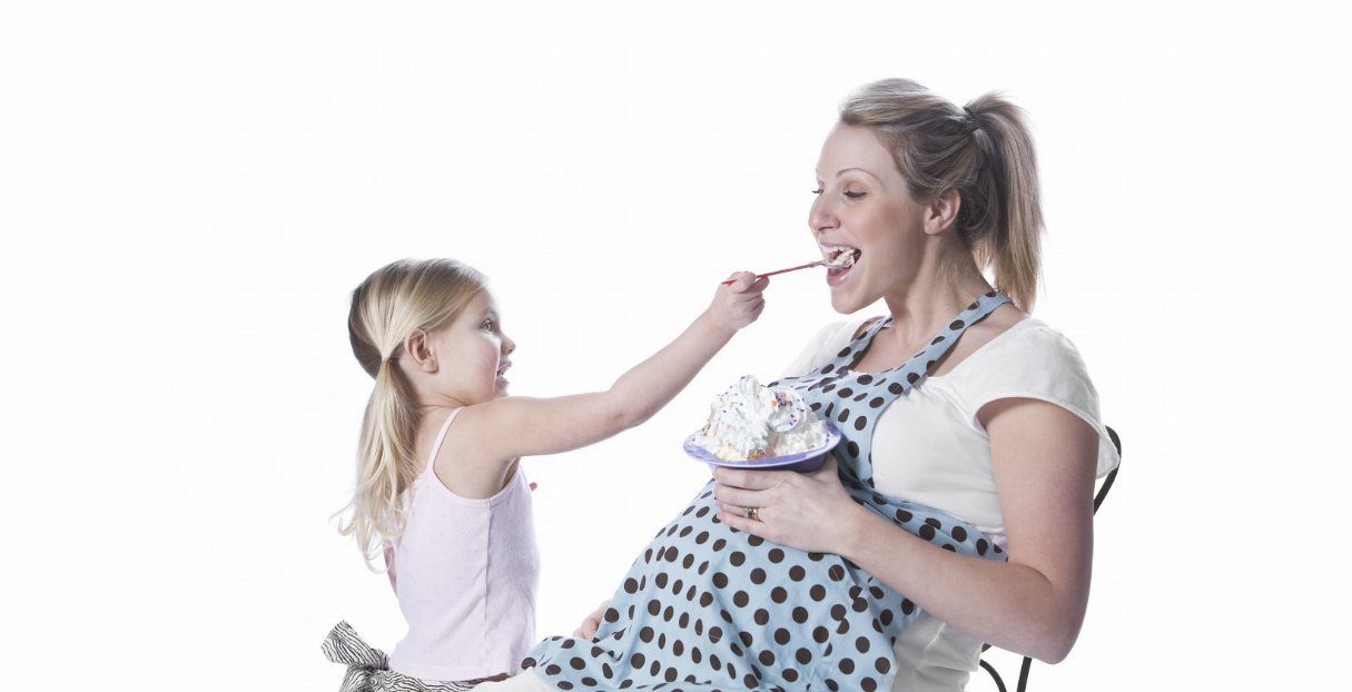 夏季天氣熱孕婦想吃冰喝飲料怎么辦 2018孕婦吃什么消暑