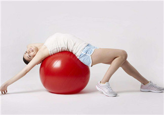 產后瘦肚子的動作有哪些 什么運動動作能瘦腰腹