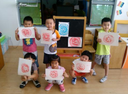 幼兒園開學不適應怎么辦 小孩假期后不愿意上幼兒園怎么辦