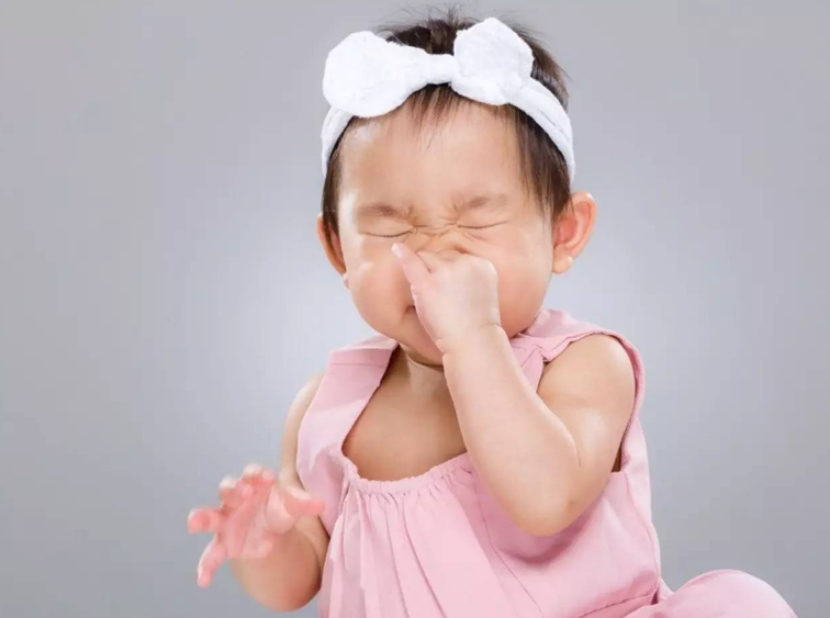 寶寶夏天怎么吹空調比較好 正確帶孩子吹空調方法2018 寶寶夏天怎么吹空調比較好 正確帶孩子吹空調方法2018