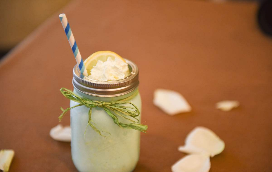 天熱喝冷飲的圖片心情說說 2018天熱愛喝冷飲的帶圖句子說說朋友圈 天熱喝冷飲的圖片心情說說 2018天熱愛喝冷飲的帶圖句子說說朋友圈