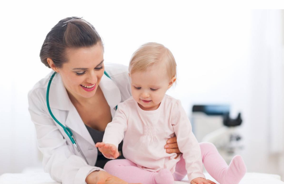 夏季如何保證寶寶的衛(wèi)生 1歲以下寶寶衛(wèi)生護(hù)理小常識(shí)