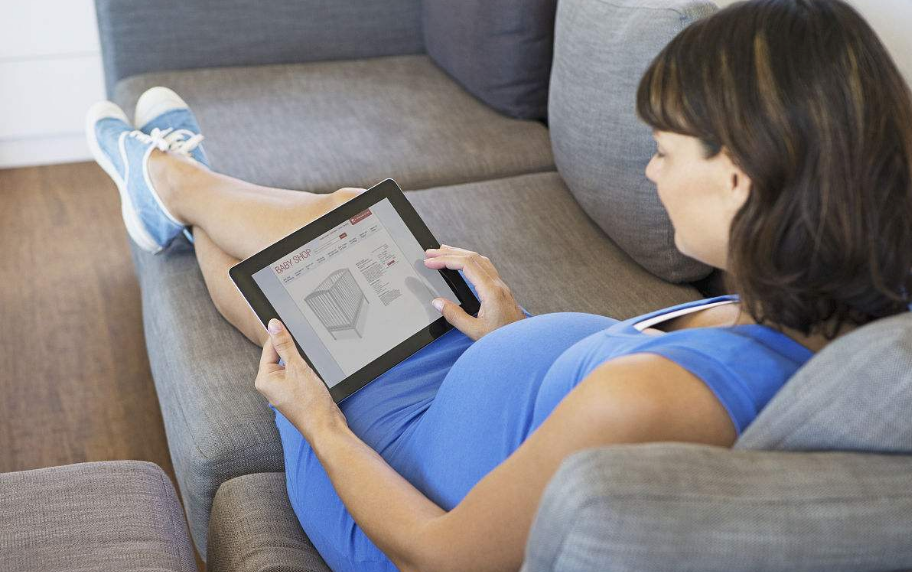 孕期穿高跟鞋對胎兒有影響嗎 孕婦可以穿幾厘米的鞋 孕期穿高跟鞋對胎兒有影響嗎 孕婦可以穿幾厘米的鞋