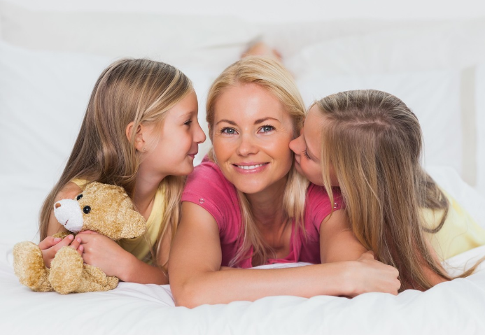 二胎媽媽的心情說說 二胎媽媽累并快樂的說說句子短語