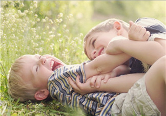 缺乏自信的孩子怎么辦 如何讓孩子自信起來(lái)2018