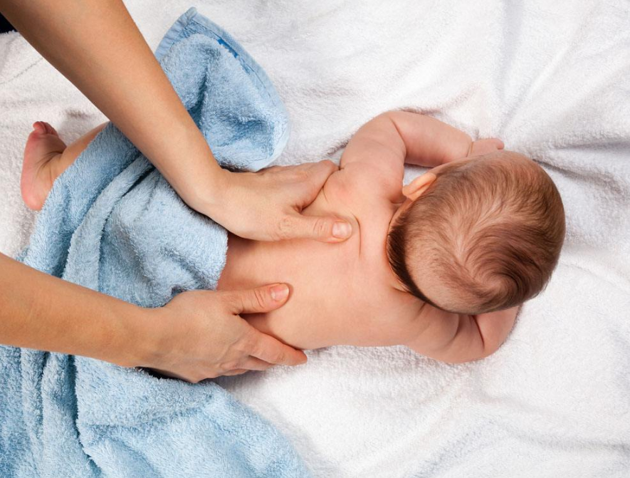 2個月男嬰腹瀉推拿后死亡怎么回事 寶寶能進行推拿按摩嗎