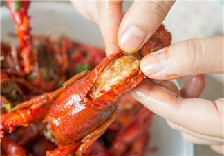 三斤小龍蝦致過敏休克怎么回事 哪些人不能吃小龍蝦 三斤小龍蝦致過敏休克怎么回事 哪些人不能吃小龍蝦