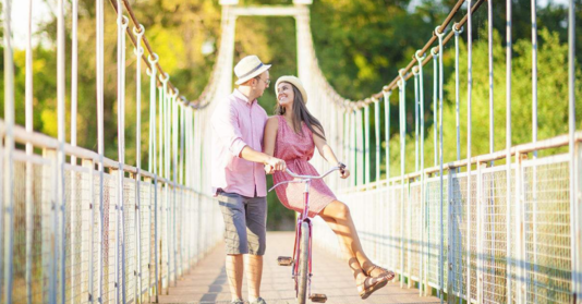 初戀從夏天開始的心情說說 夏天是幸福的開始的說說朋友圈 初戀從夏天開始的心情說說 夏天是幸福的開始的說說朋友圈