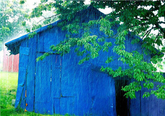 夏天連續暴雨的心情短語 2018夏季暴雨不斷的感慨說說朋友圈