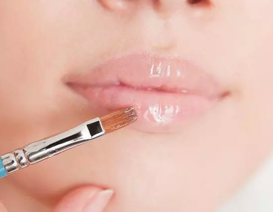 嘴唇總起皮怎么辦 怎么正確的護理唇部2018 嘴唇總起皮怎么辦 怎么正確的護理唇部2018