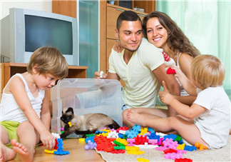 大人去上班寶寶就會哭鬧怎么辦 出門儀式和回家后的小驚喜