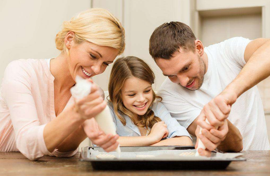 周末帶孩子不出門的心情說說 帶孩子窩在家里也有好心情的說說朋友圈 周末帶孩子不出門的心情說說 帶孩子窩在家里也有好心情的說說朋友圈