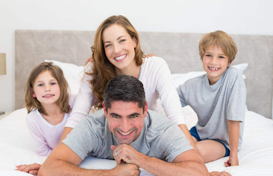 周末帶孩子不出門的心情說說 帶孩子窩在家里也有好心情的說說朋友圈 周末帶孩子不出門的心情說說 帶孩子窩在家里也有好心情的說說朋友圈