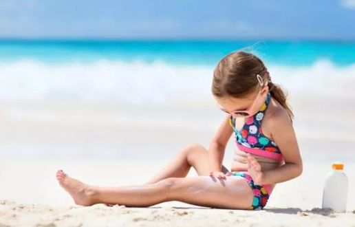 松緊帶的兒童太陽(yáng)鏡好不好 兒童太陽(yáng)鏡用松緊帶好嗎