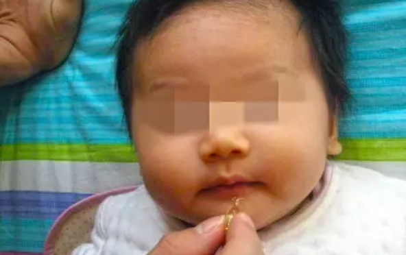 給寶寶防曬會導(dǎo)致缺鈣嗎 夏天要不要補(bǔ)充維生素AD