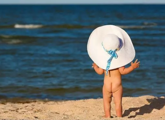 小孩戴偏光太陽鏡好嗎 兒童太陽鏡選擇偏光好不好