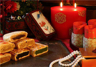 傳統(tǒng)滿月習(xí)俗有哪些 滿月習(xí)俗流程是什么