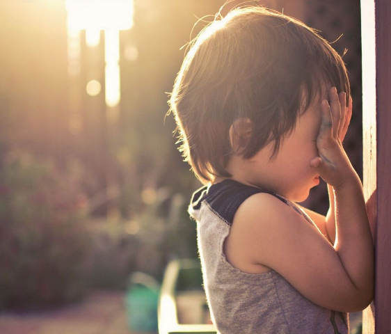 孩子不聽話喜歡對(duì)著干怎么教育 給寶寶制定一些規(guī)則