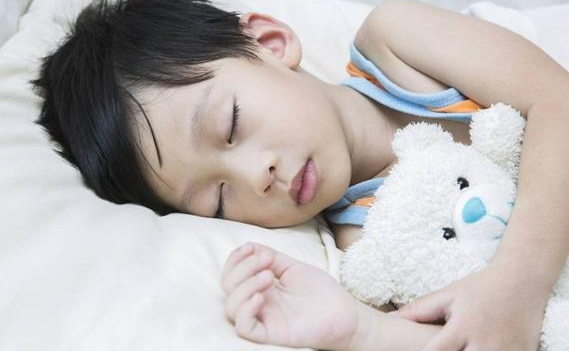 有哪些原因會導致兒童夜間磨牙 晚上磨牙對孩子有什么危害呢