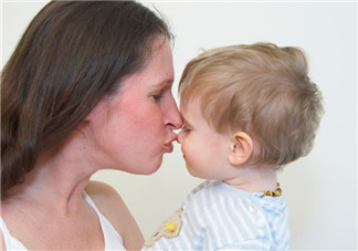 怎樣讓孩子學會表達愛 學會愛的表達至關重要