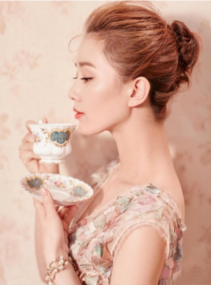 為什么脖子上會(huì)長(zhǎng)頸紋 脖子護(hù)理方法分享2018 為什么脖子上會(huì)長(zhǎng)頸紋 脖子護(hù)理方法分享2018