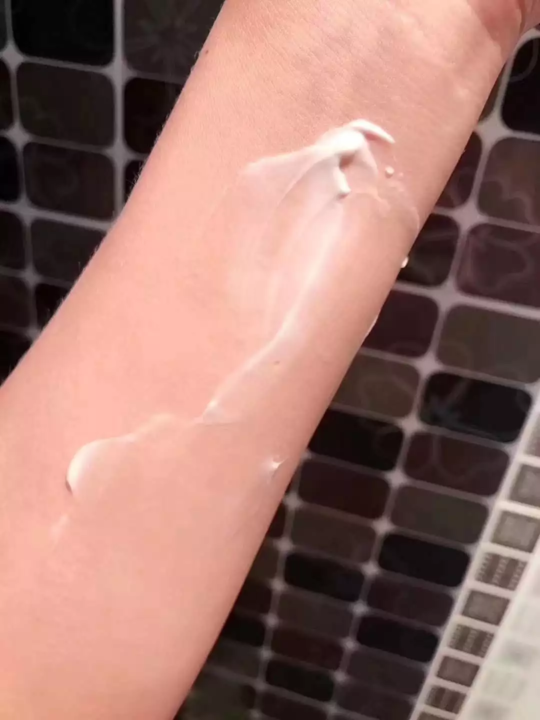 用什么產(chǎn)品祛頸紋比較好 去脖子頸紋產(chǎn)品推薦2018