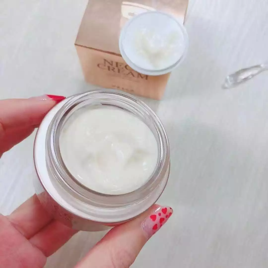 用什么產(chǎn)品祛頸紋比較好 去脖子頸紋產(chǎn)品推薦2018