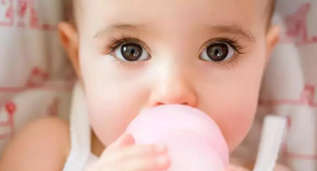 夏天孩子突然就不吃奶了怎么辦 孩子不吃奶粉解決方法2018