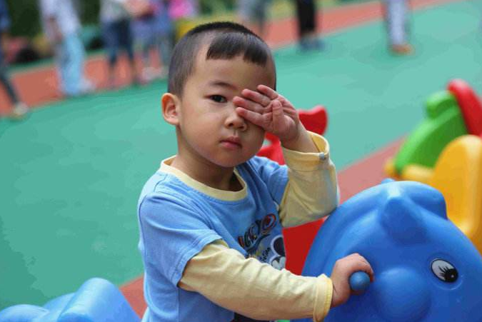 孩子不愿意上幼兒園怎么辦 怎么解決孩子愿意上幼兒園情況2018 孩子不愿意上幼兒園怎么辦 怎么解決孩子愿意上幼兒園情況2018