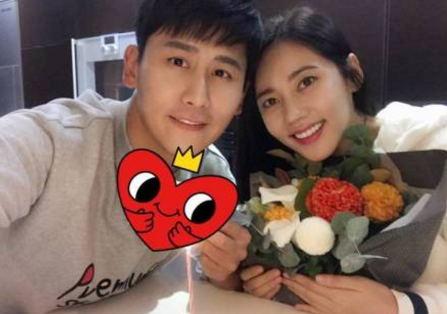 秋瓷炫在哪里生的兒子 秋瓷炫于曉光兒子腳丫照片