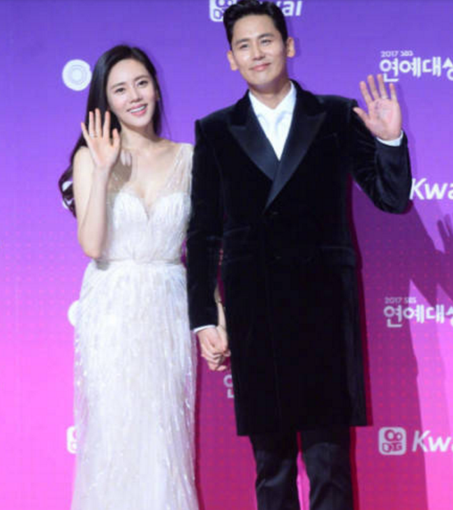 秋瓷炫在哪里生的兒子 秋瓷炫于曉光兒子腳丫照片