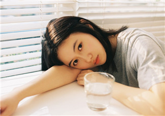 女性濕氣重有哪些表現(xiàn) 濕氣重要怎么調(diào)理好