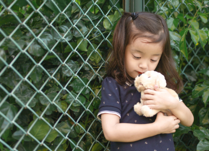 兒童節(jié)曬小時候照片的心情說說 六一曬兒時照片的句子短語感慨