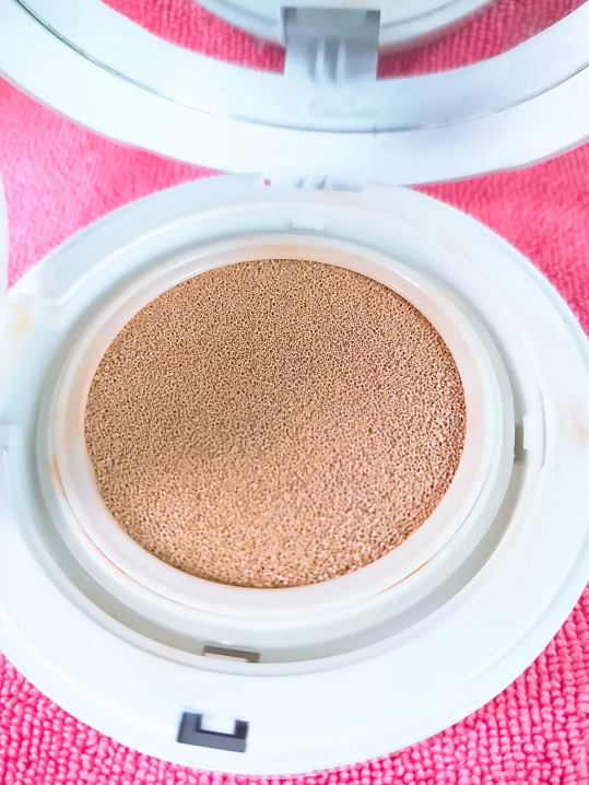 ahc氣墊和蘭芝氣墊對比分析 ahc氣墊和蘭芝氣墊哪款好 ahc氣墊和蘭芝氣墊對比分析 ahc氣墊和蘭芝氣墊哪款好