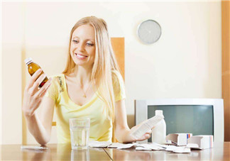 哺乳期感冒了吃什么藥 哺乳期感冒能吃中西藥嗎