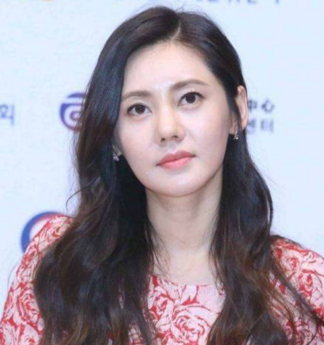 秋瓷炫產(chǎn)后痙攣怎么回事 秋瓷炫產(chǎn)后痙攣嚴重嗎