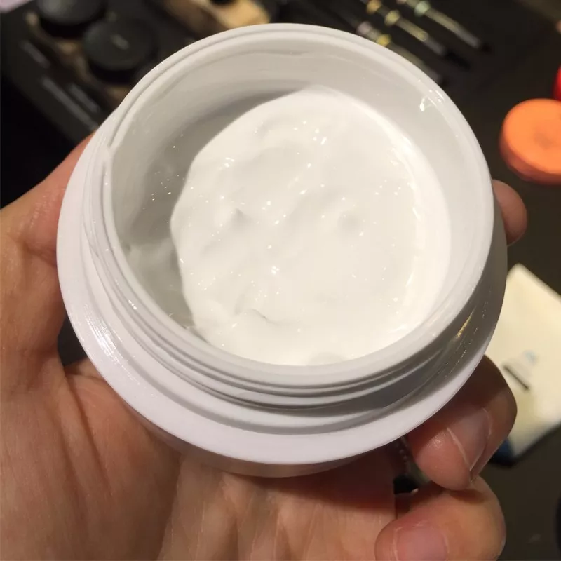 素顏霜什么牌子的比較好用 2018好用的素顏霜推薦 素顏霜什么牌子的比較好用 2018好用的素顏霜推薦