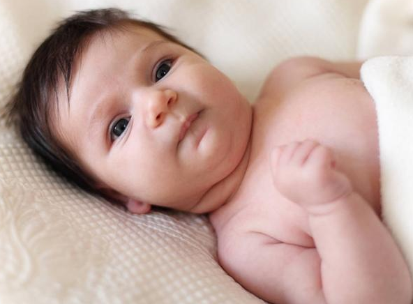 嬰兒為什么大便次數多 新生兒一天便7-8次是屬正常