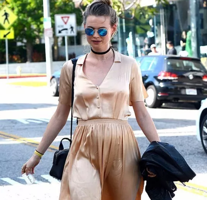 孕婦夏天去海邊玩穿什么好 孕婦夏天渡假穿什么衣服